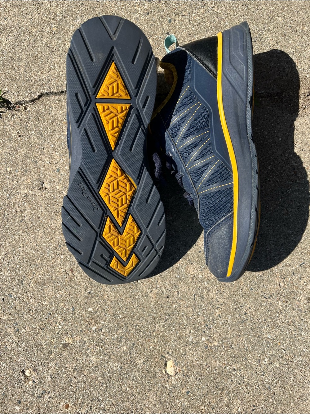 Dream Pairs Navy and Yellow boys Casual Sneakers